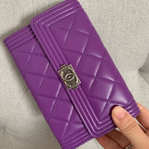CHANEL Handbags - Chanel Le Boy wallet CHANEL Handbags - Chanel Le Boy wallet